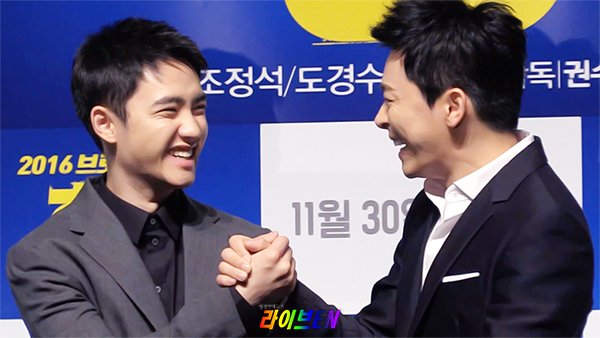 [LIVE영상] 조정석-도경수, 친형제 같은 케미스트리 '훈내 진동' (영화 ‘형’ 제작보고회) http://liveen.co.kr/news/articleView.html?idxno=125259… #라이브엔...