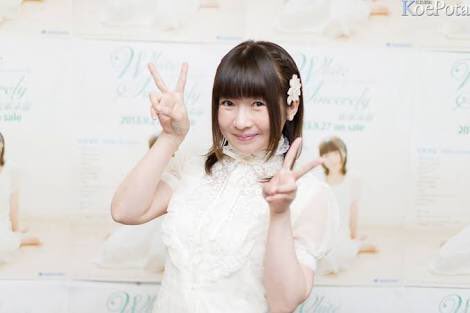 AdmReliable's tweet photo. 10月27日は声優の松来未祐(本名 松木 美愛子)さんの命日。去年、38歳という若さで病によりこの世を去りました。
アニメやテレビのナレーションで幅広く活躍され、破天荒な演技が魅力的な方でした。
宜しかったら余裕のある方は10秒間で結構ですので黙祷して頂けると嬉しいです。 https://t.co/VW0c8LHMUk