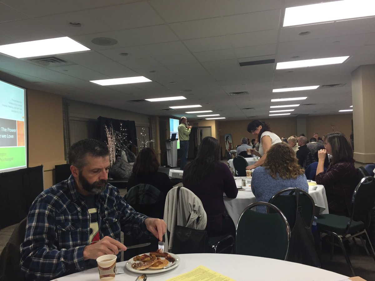 JamesatTheAlex's tweet photo. Day 2! Ready to learn. Be envious of this tasty conference breakfast. Woo. @TheAlexCHC @RILearning https://t.co/9xCWO2ekVg