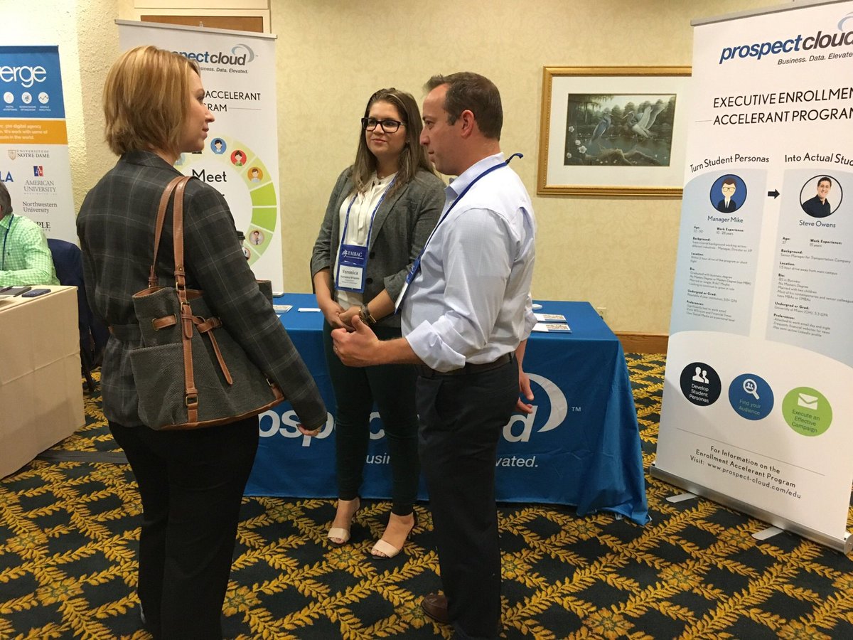 prospect_cloud's tweet photo. Learning about the "garbage plate" from @MollyMesko, Director @Simon_EMBA #embac2016 #Prospectcloud #marketing #R… - https://t.co/3OjzIAW1sS https://t.co/YKmVaYTS1H