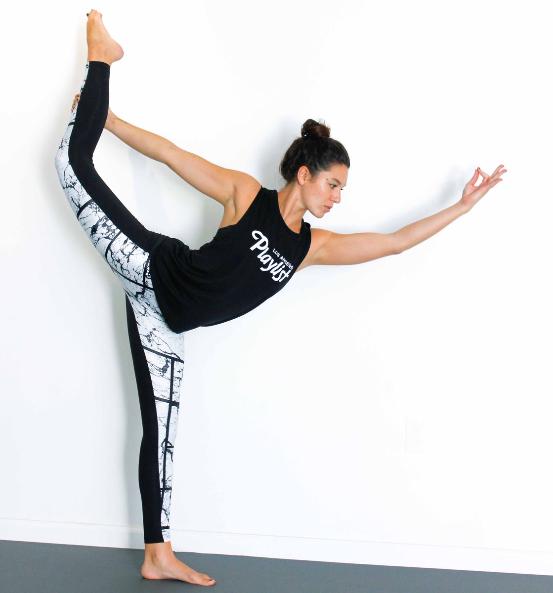 Get down tomorrow at 6 PM REMIX class where we’ll be having a flow battle between Tiesto and Calvin Harris. Sign up now. Link in bio.