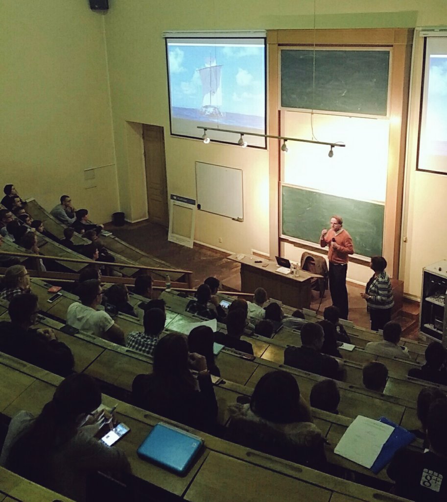 henrikfaller's tweet photo. How was #CSS created and where will it go. Inspirational talk from @opera CTO @wiumlie on the Polytechnic university in #saintpetersburg https://t.co/ZxUBpMiKtt
