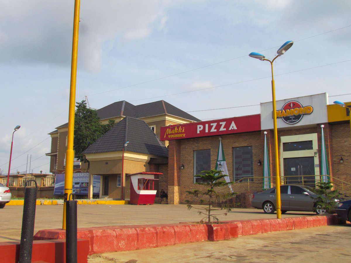 AwkaConnect's tweet photo. PIZZA PLACE.
A place for Pizza experience.
# Along Onitsha-Enugu xpress Ajacent CBN, Awka
#pizza #awkaconnect #awka https://t.co/PWem5GJMXd