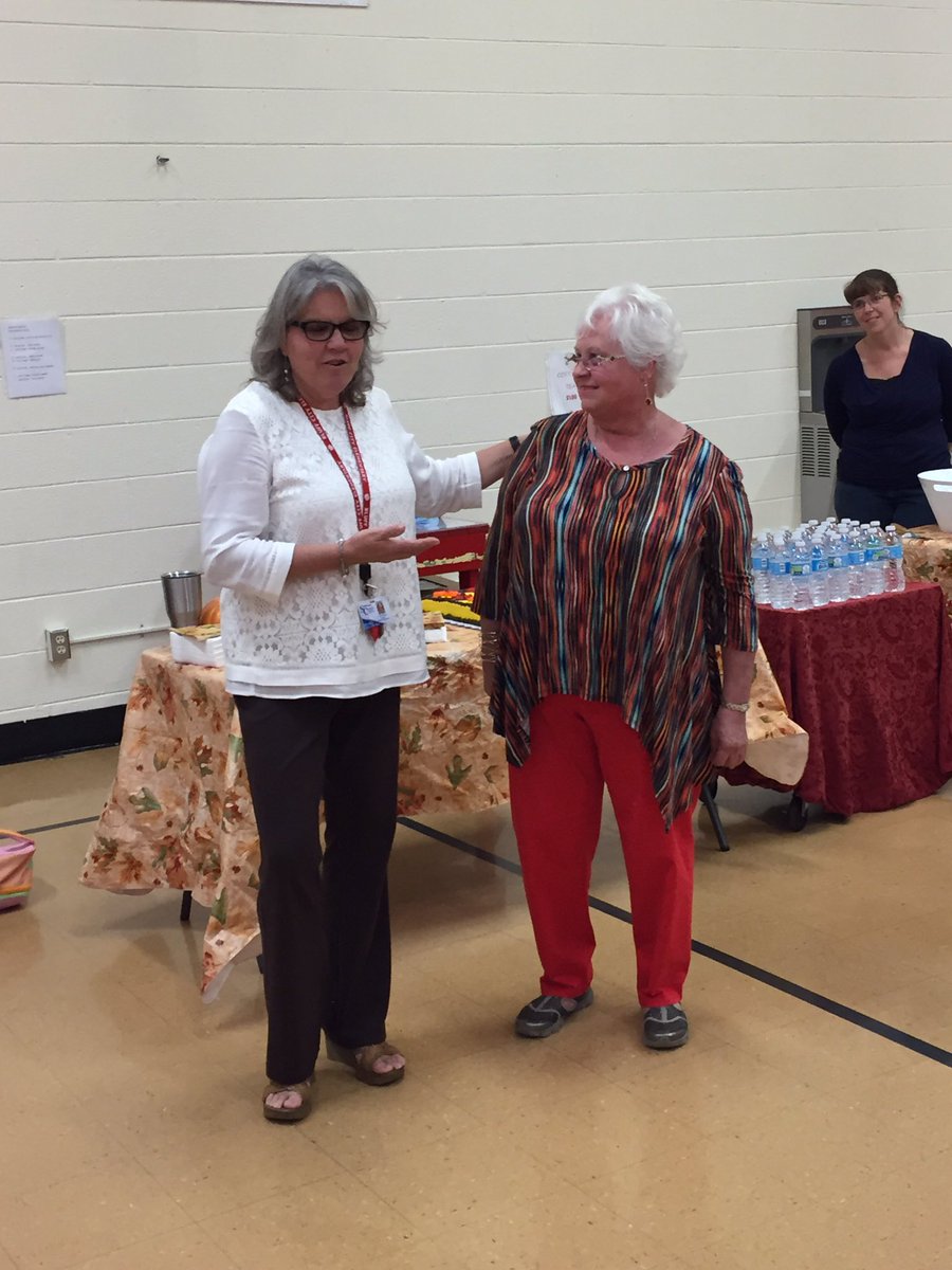 BluffCityElem's tweet photo. We wish our sweet cafeteria manager a happy retirement. She will be missed! #headturkey https://t.co/v7kXTs3zMs