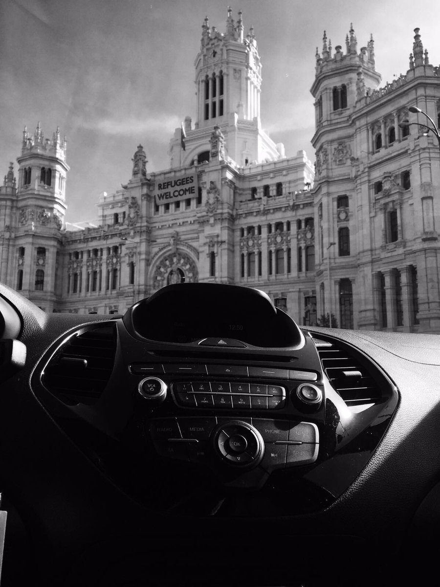 alfredoelmotor's tweet photo. ¡Ganadores del reto #FordKallejeando junto a @JavierMontoyaMa gracias a esta foto desde un Ford KA+! @AutoBildspain @FordSpain https://t.co/Anki4TE5Dp