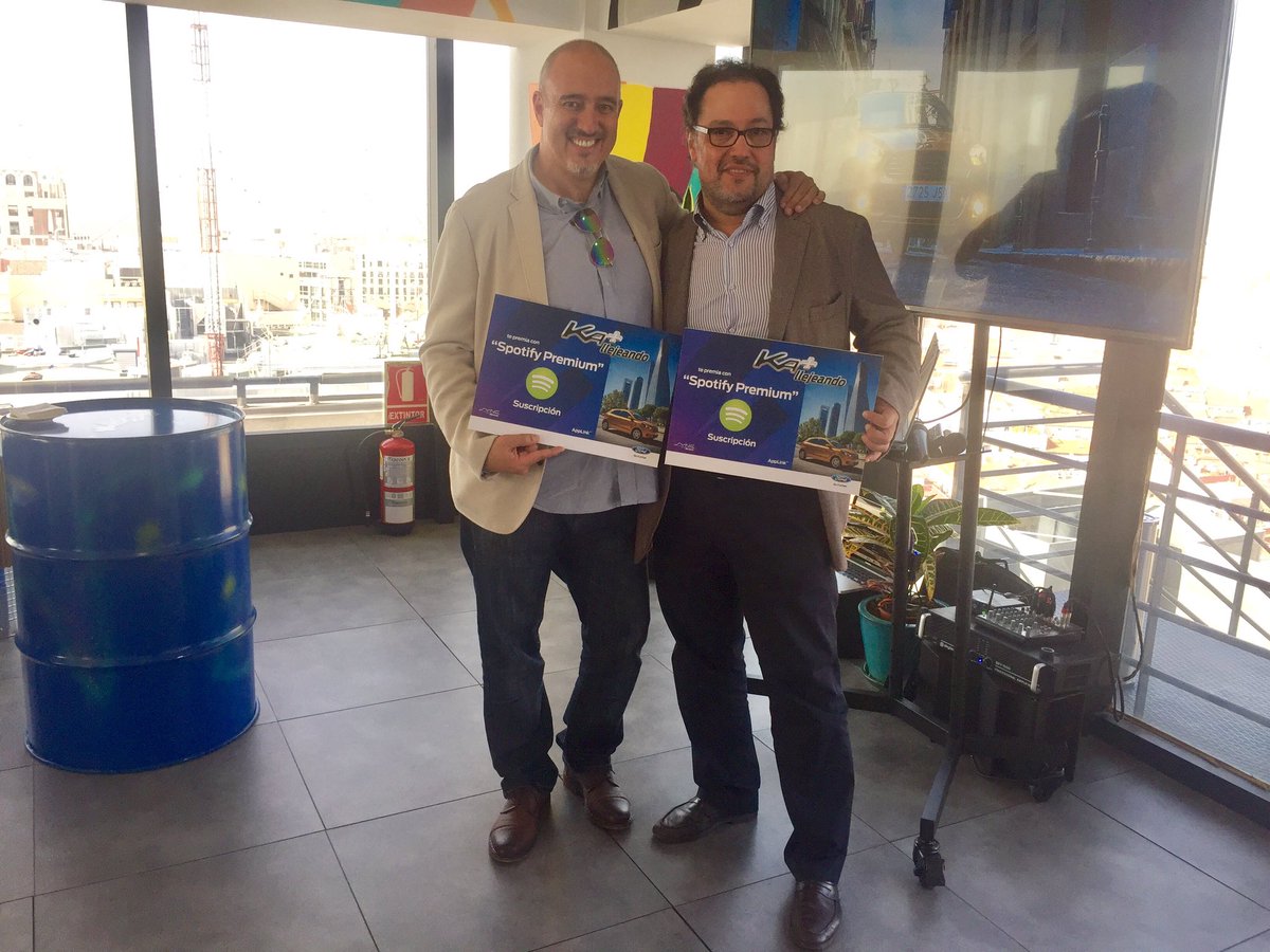 alfredoelmotor's tweet photo. ¡Ganadores del reto #FordKallejeando junto a @JavierMontoyaMa gracias a esta foto desde un Ford KA+! @AutoBildspain @FordSpain https://t.co/Anki4TE5Dp