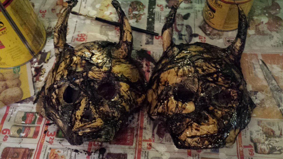 GypsyBarn's tweet photo. Prepping our homemade costumes. These will be epic!!! So much work! #Halloween #costumes #DIY #handmade https://t.co/i96rks9TaU