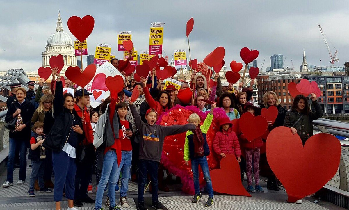 GaryLineker's tweet photo. Great stuff #haveaheartlondon https://t.co/YHYbfQ96VF