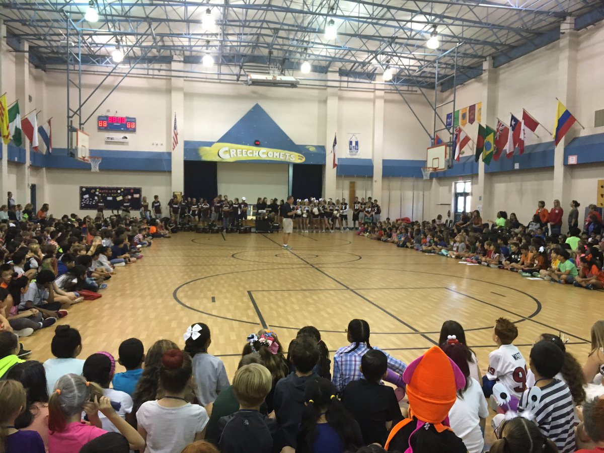 BakerCassye's tweet photo. Red Ribbon Assembly! #creechpride #sce4 #saynotodrugs https://t.co/Gb7XYYeMyF