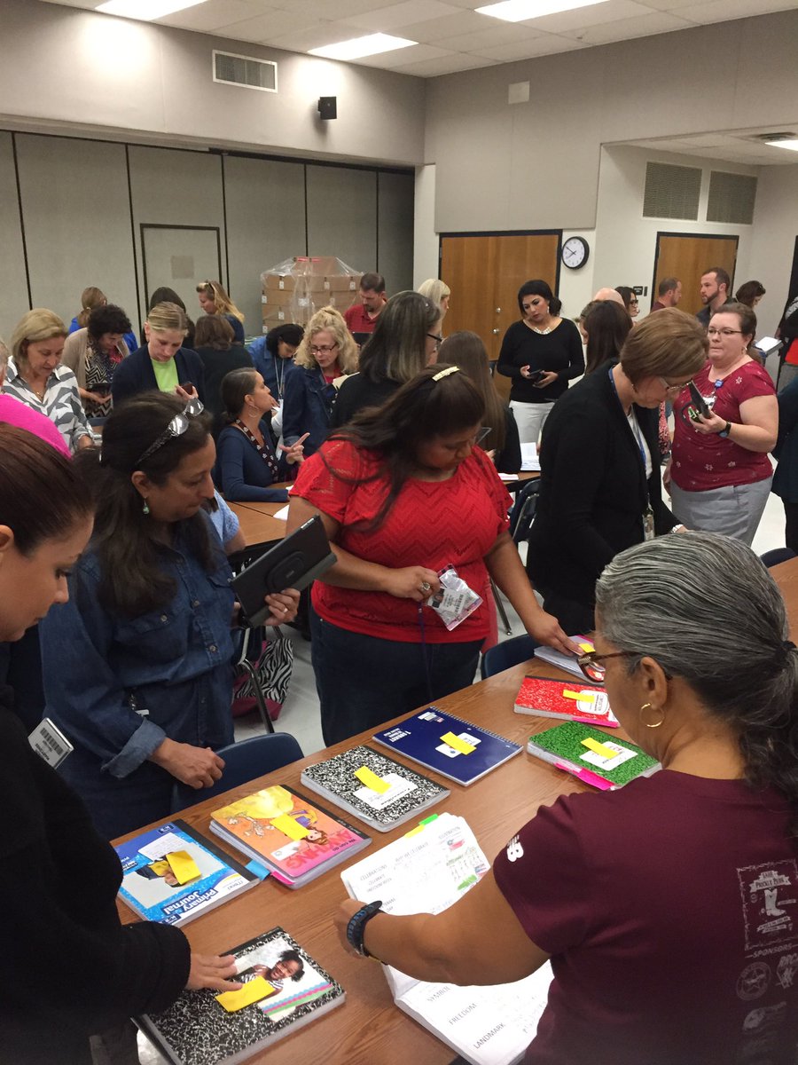 NISDElemScience's tweet photo. #NISDScienceStrong Facilitator Idea Swap - Inquiry Notebooks https://t.co/jpcYhtqMi4