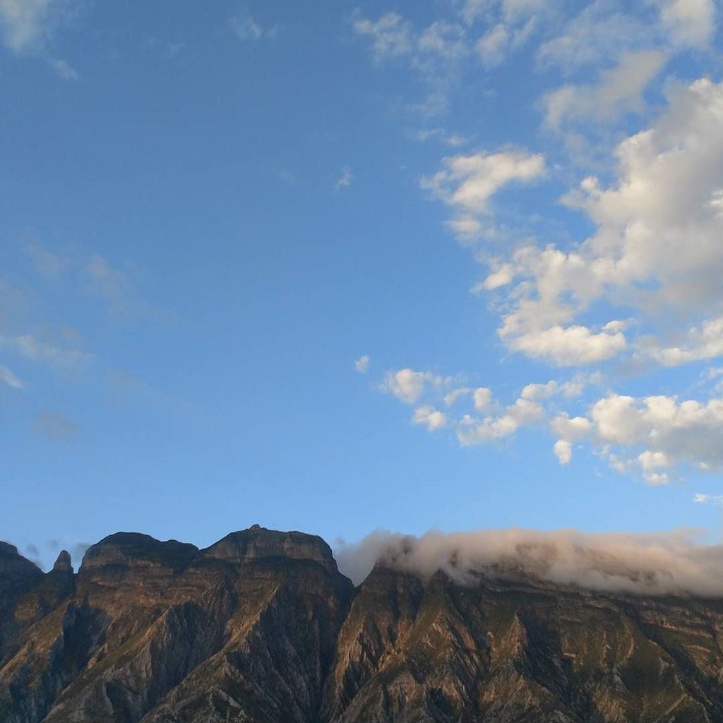 kalippo's tweet image. la vista desde el trabajo 
#motoz 
#onecontact ift.tt/2dWAbPu