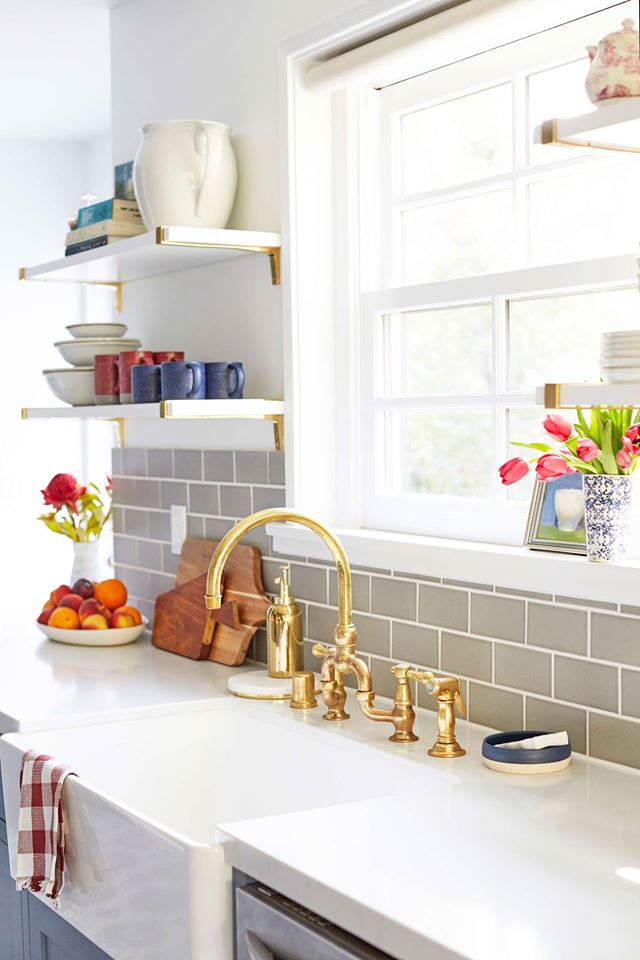 Hubbard_Wilm's tweet photo. A #brass #faucet from @Newport_Brass is just the right accessory for this #classic #kitchen. #interiordesign #brassisback https://t.co/0iPT1CUgj1