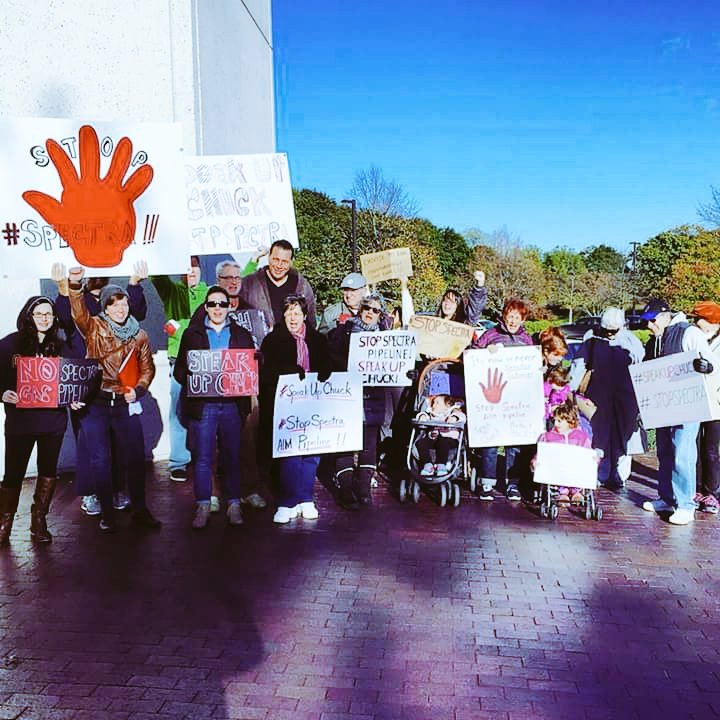 nolng4ny's tweet photo. Long Islanders Oppose Pipelines @SenSchumer office today   #StopSpectra  #SpeakUpChuck https://t.co/WtWsR1Y5CY