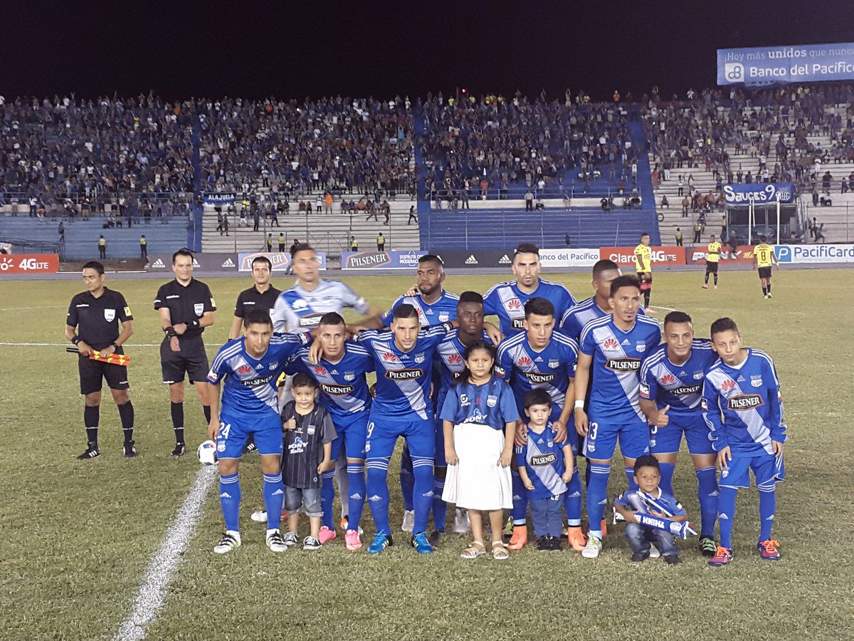 RadioDibluFM's tweet photo. ¡18 CONVOCADOS!

Denis Stracqualursi es la gran novedad en la convocatoria de #CSE para el #ClásicoDelAstillero. https://t.co/xY1XVTpEDe https://t.co/v65MfrDwUb