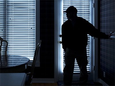 firsttwo_com's tweet photo. FirstTwo Testimonial - Violent Home Invasion Canvassing https://t.co/uxVu5TyKIK  #BlueLivesMatter #police #LawEnforcement https://t.co/3zuRHFiesB