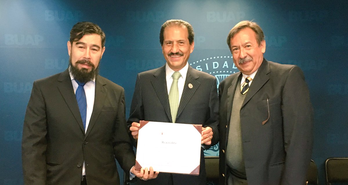 alfonsoesparzao's tweet photo. Felicito a la Facultad de Ciencias de la Comunicación por la reacreditación de la Licenciatura en Comunicación por parte de la #ACCESISO https://t.co/nlSr0A4LpW
