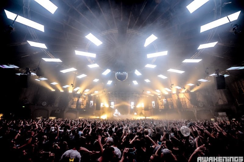 TheMusicEss's tweet photo. Here are some of the best sets from @ADE_NL 2016, courtesy @BE_AT_TV, some absolute gems in here - https://t.co/7VpmDwOrb6 #THEatADE #ADE16 https://t.co/2Wf1Ksn058