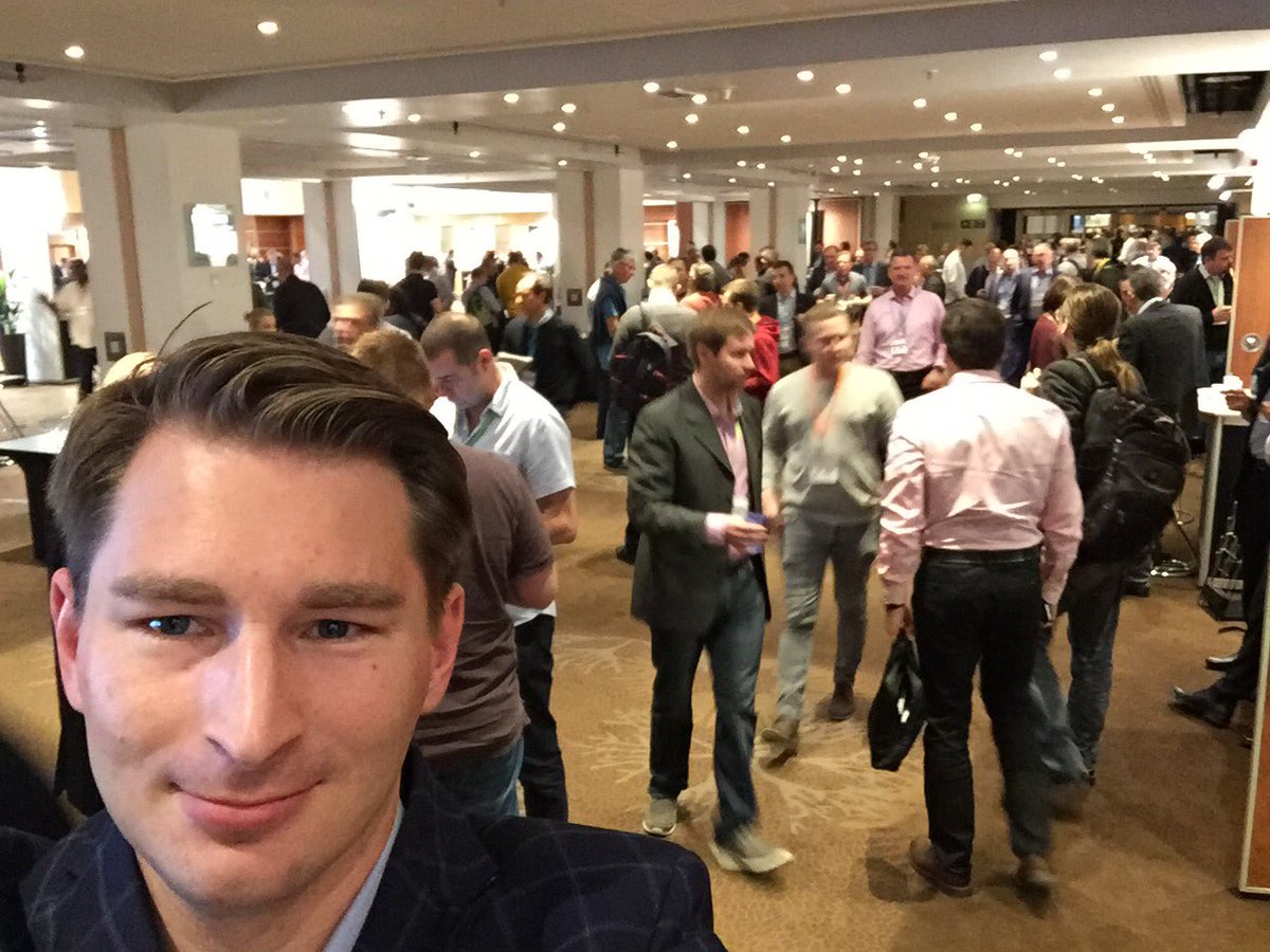 gira79's tweet photo. #IBMTechU, it is about meet field engineers, sharing experiences through networking,see what's coming  and talk about future #BlueExperts https://t.co/9Nz8lRvIxA