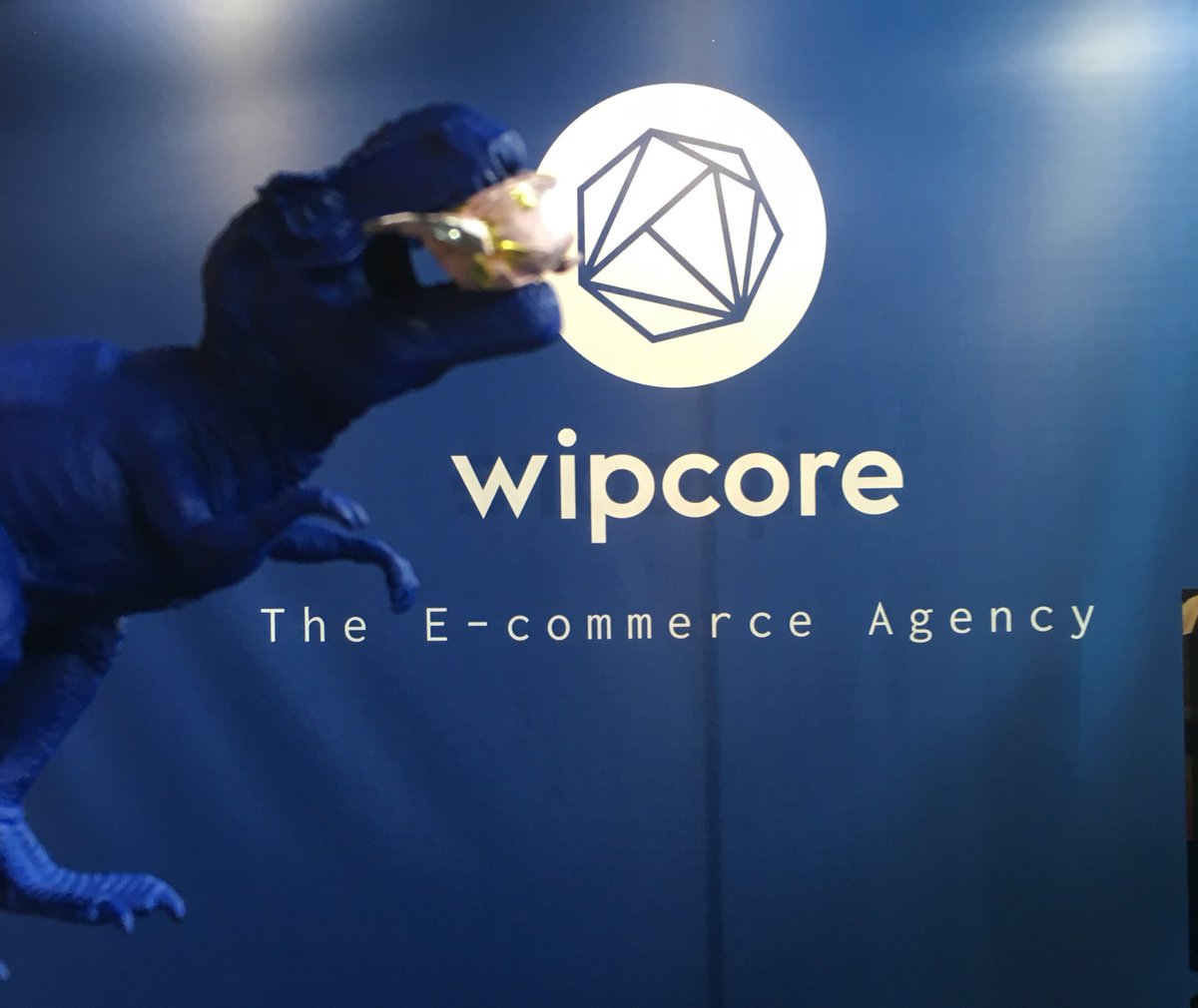 Woohoo! He's back! Thanks <a href="/tonerkungen/">Rikard Westberg</a> ...we think... It depends on Dino-cores story. He's not ready to talk yet #nes16