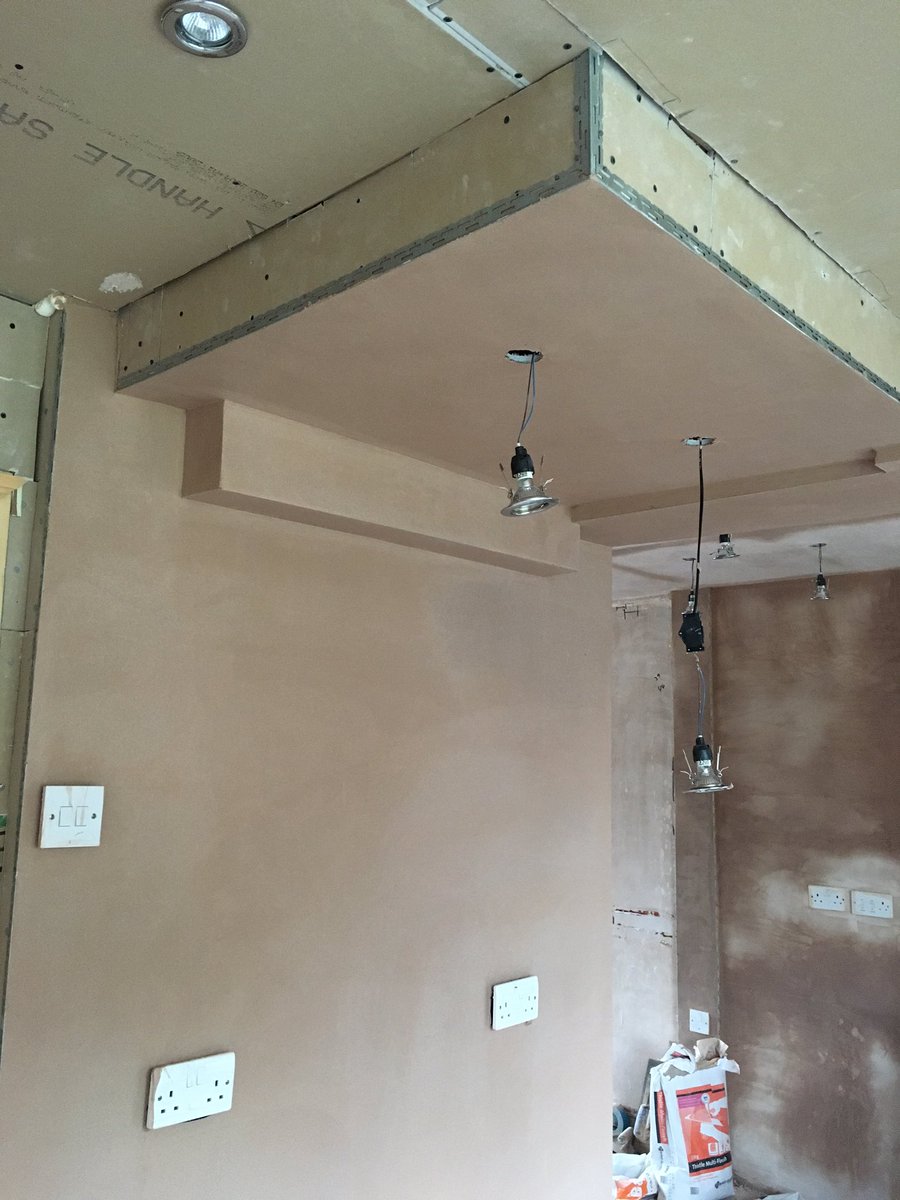 TCPlastering1's tweet image. Angles and spotlights everywhere!!! 😱 customer put boards wrong way round 👏🏻
Got there in the end #plastermaster #sthelens #happycustomers