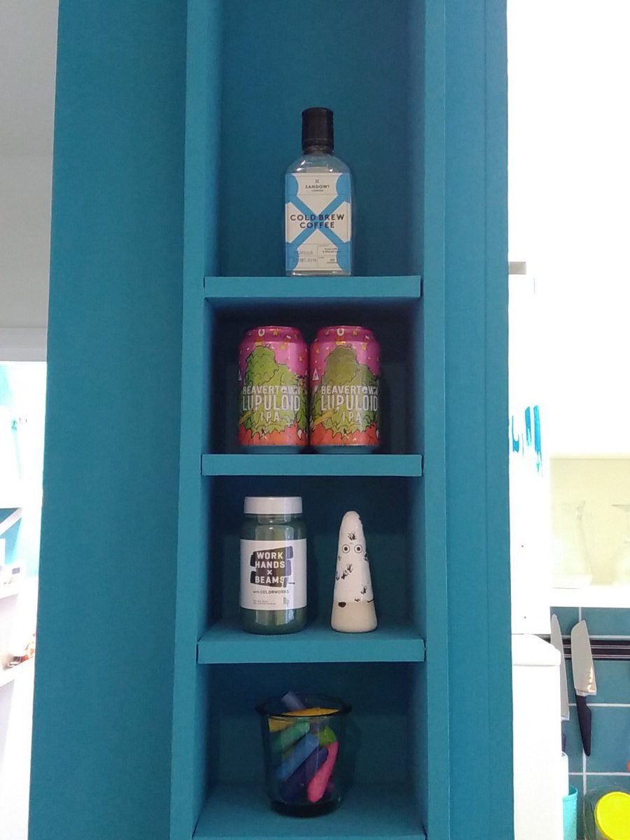 <a href="/BeavertownBeer/">Beavertown Brewery</a> cans &amp; <a href="/SandowsLondon/">Sandows</a> bottle doubling up as artworks at <a href="/oursyoursE1/">OursYours</a> micro hotel!