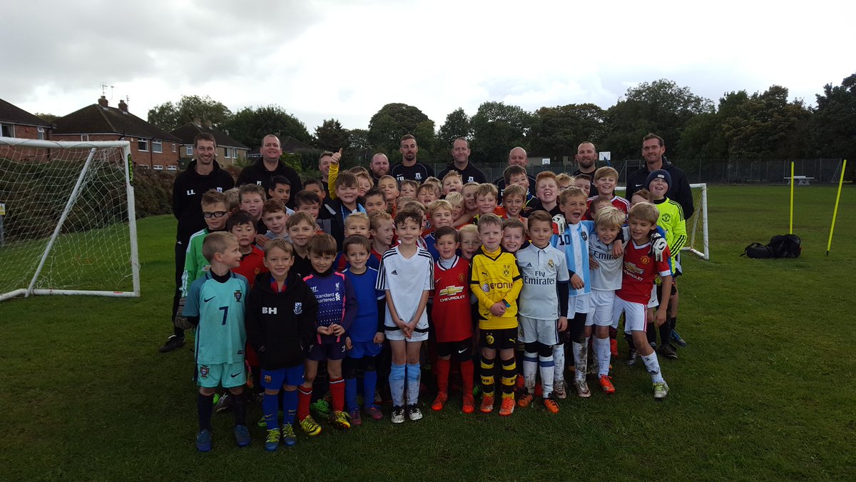 Over 50 Waltham FC stars gathered for our Club Session last Saturday. Split into mixed age groups. #socialcorner