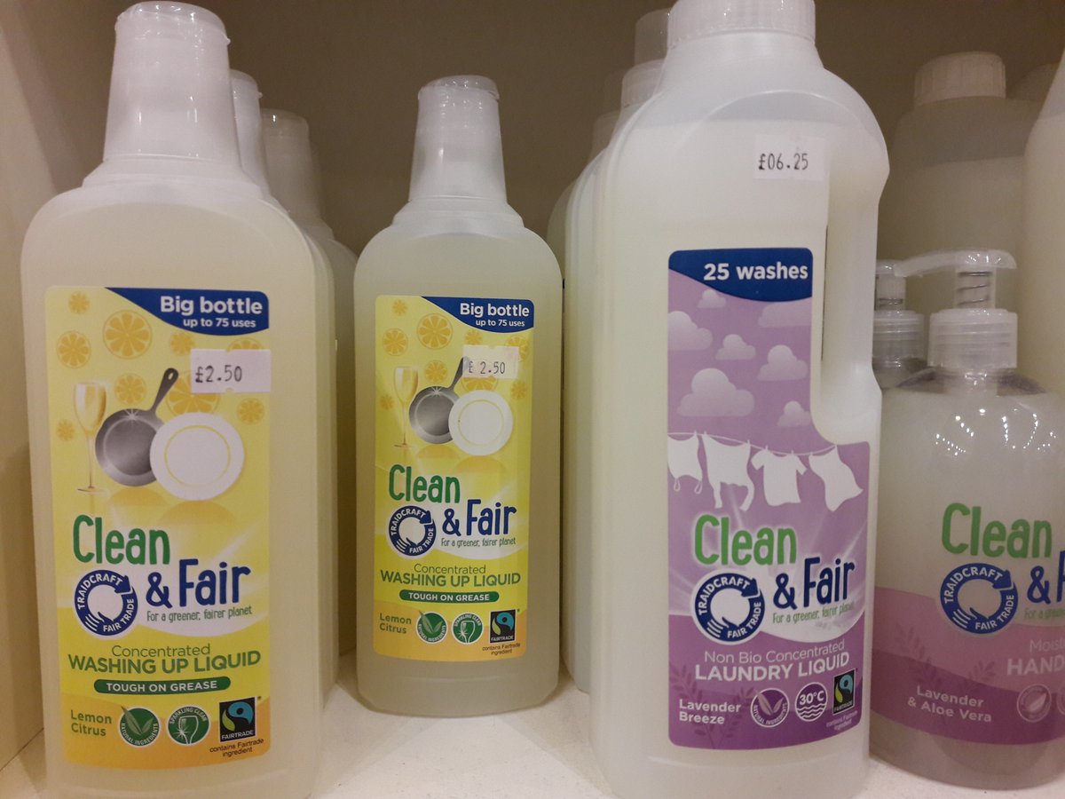 FT_StMichaels's tweet image. Make your #cleaningrange fair with #fairtrade palm oil. @traidcraft #cleanandfair range protects farmer’s livelihoods AND the environment