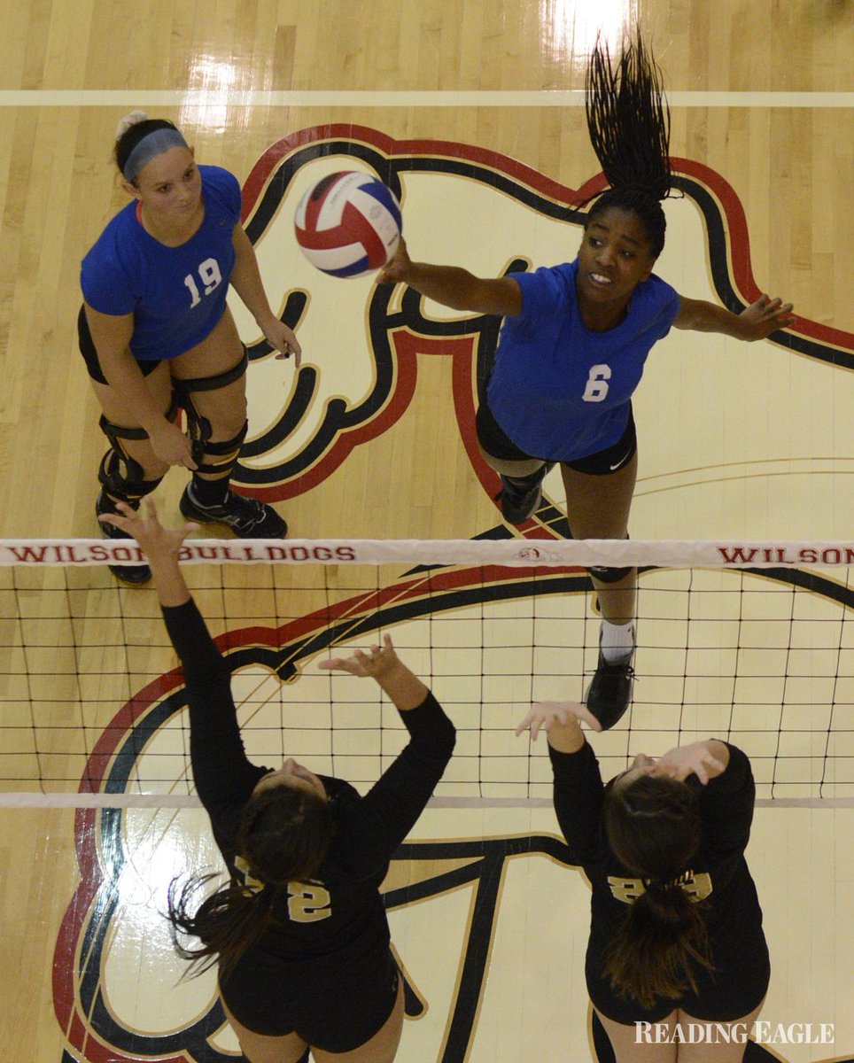ReadingEagle's tweet image. #Berks girls volleyball championship photos: Exeter vs. Berks Catholic. owl.li/ODhy305xUFB