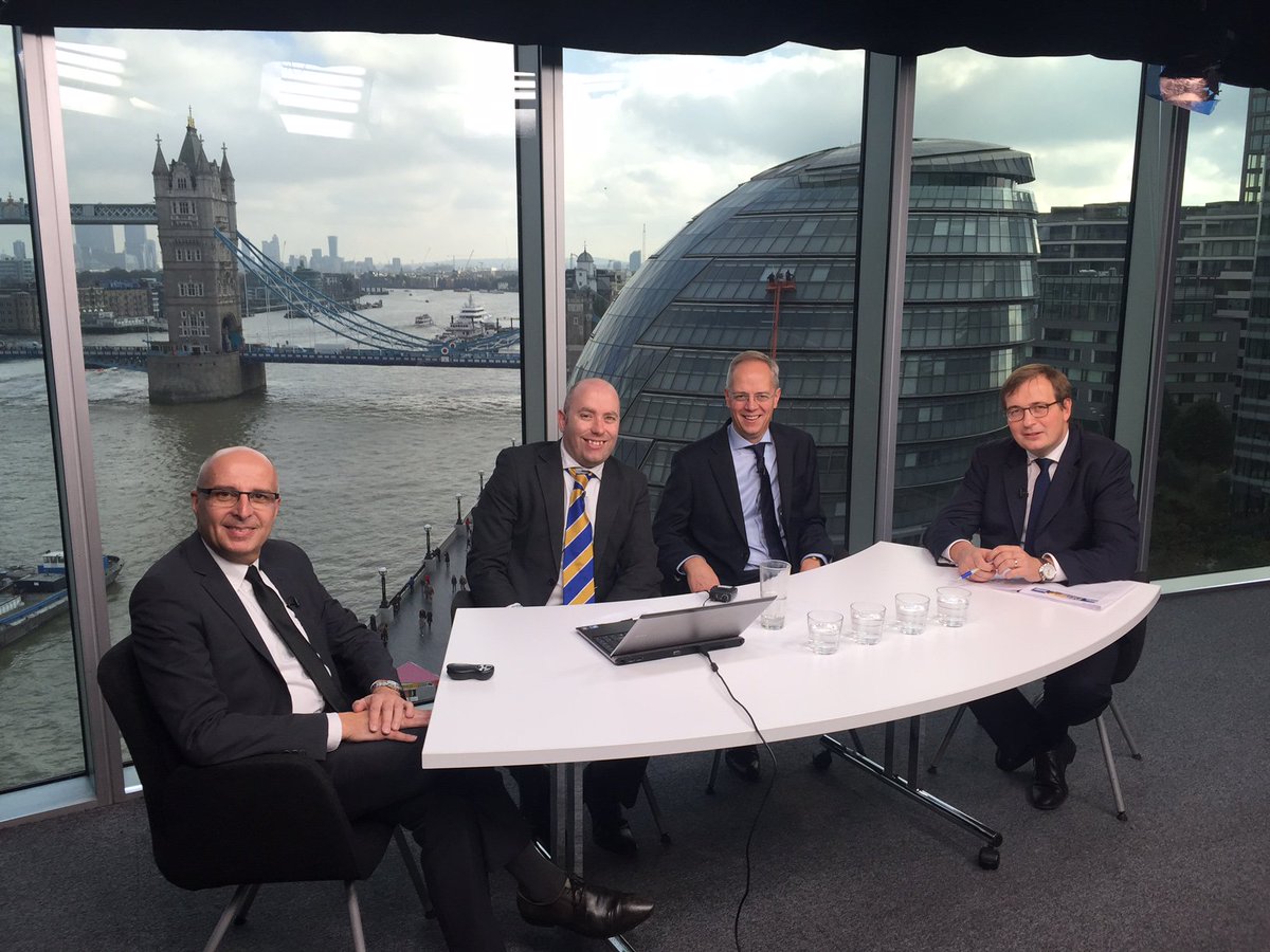 railwaygazette's tweet photo. The 'Metro of the Future' live debate is underway. Submit your questions using the #FutureMetros hashtag https://t.co/MGIoTSEpG4 https://t.co/8OkHVx7fzb