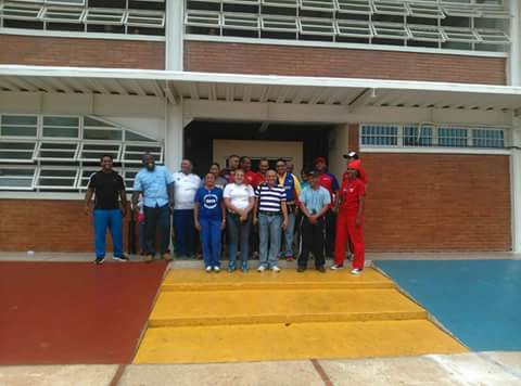 mauroca69's tweet photo. #PlanNacDMasificacion Escuela"Simon Bolivar"las Velitas Centro piloto El control y seguimiento es Fundamental ****** https://t.co/N59ro96hb2