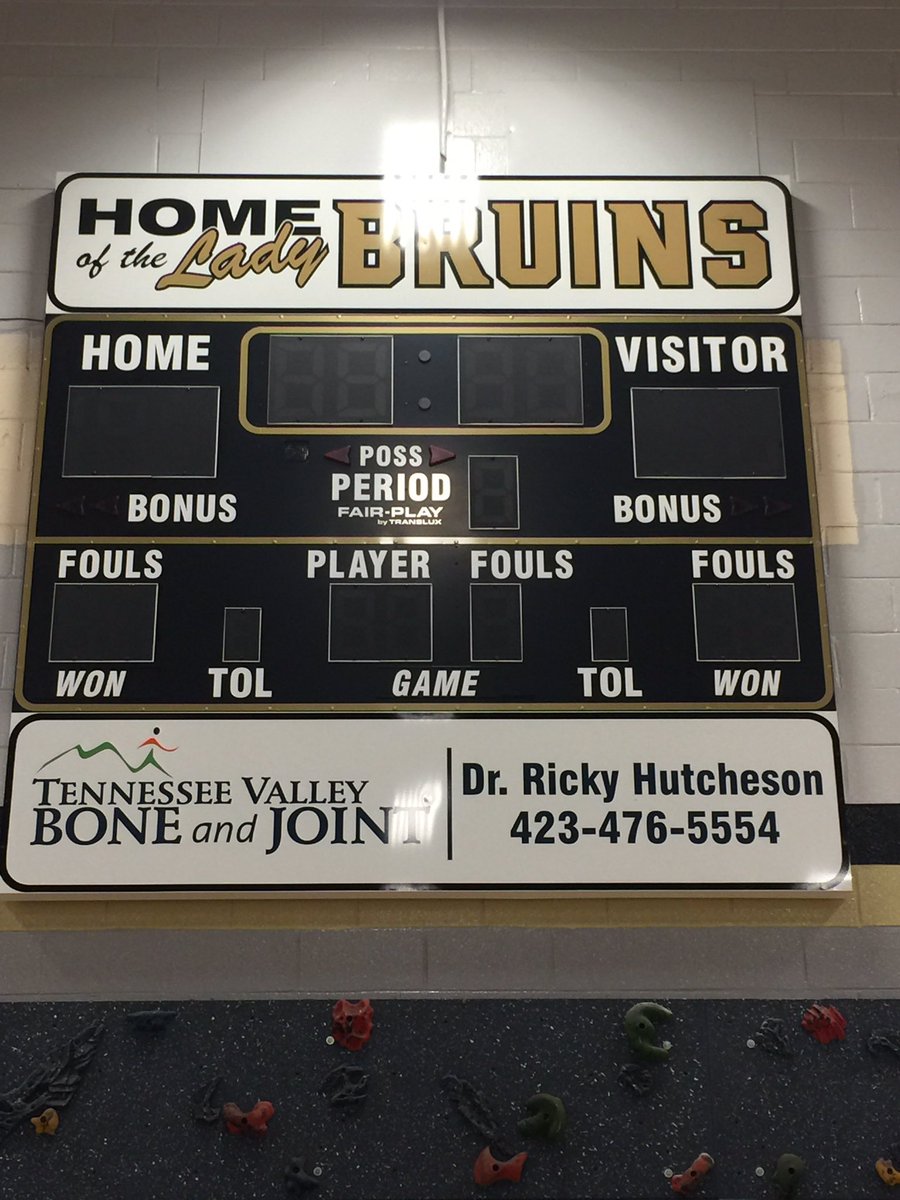 They're up! <a href="/LFMS_Hoops/">LFMS Boys Basketball</a> <a href="/LFLadyBruins/">Lady Bruins</a> <a href="/LFMSWrestling/">LakeForest Wrestling</a> @LF_Cheerleading <a href="/lfms/">lady fatima</a>