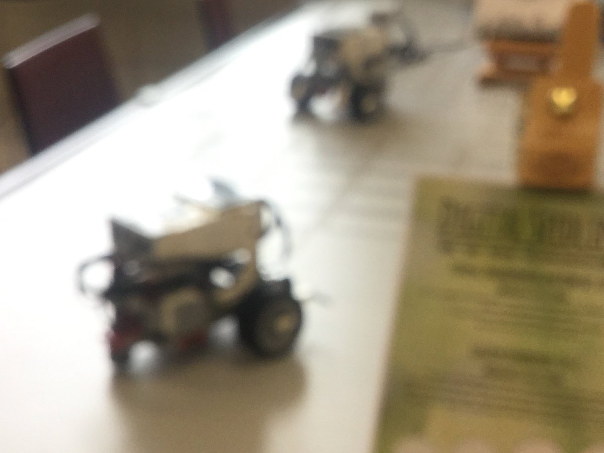 GollopGuern's tweet photo. @JennStrachan @digigreenhouse @kevinstewartgsy @PourchetRouge @SarahHRouxel busy hub @Guernsey_Market also hosts Lego Robots! #flexvenue https://t.co/EDJ71mFVVw
