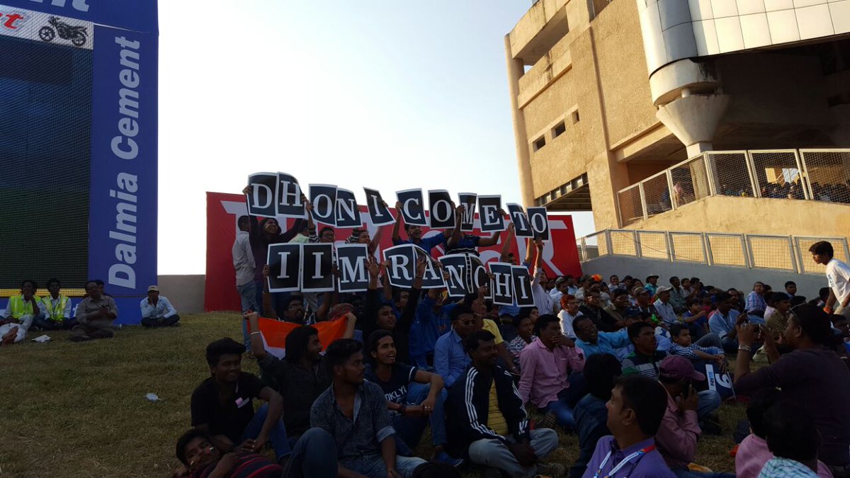 BakchodNazi's tweet photo. Confident level at home ground: 9999 (Amazing run out by no.7)
PS: @msdhoni come to @IIMRanchi 
#DhoniforIIMRanchi https://t.co/a9eR3gZpyr