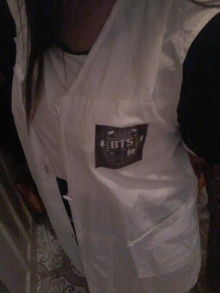 SC2R_twt's tweet photo. So this was made by #SC2R Algerian armyz wanna get one?? @BTS_algeria 
Btw I miss high school #방탄소년단 #KPOPDIY https://t.co/1XftDEZG7y