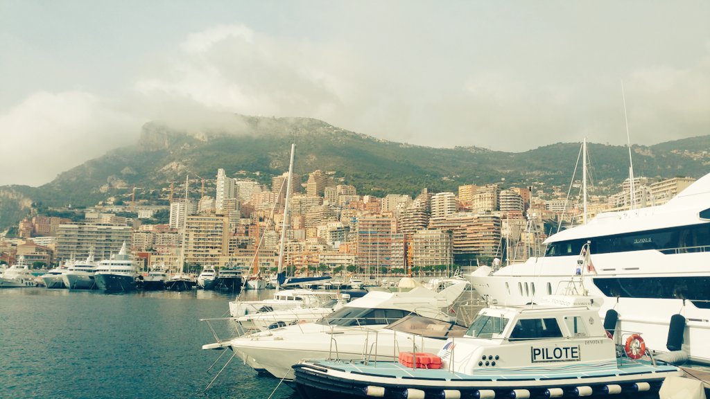 RDHFF's tweet photo. Spread your Chances! Antibes ↔ Monaco #dockwalking #yachting https://t.co/nLhYqIwfwD