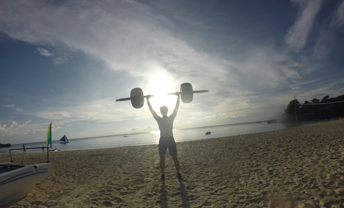 LarryNFo's tweet photo. Staying strong and ready.
#noslackingoff coach @Andrei_0810 https://t.co/WDveTB2S6c