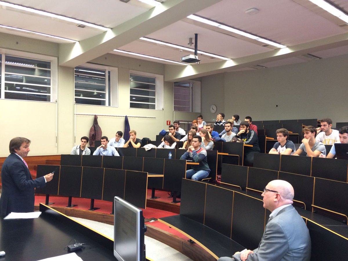 LigadeBolsa's tweet photo. Presentación oficial del Club de Inversión de la Universidad Pompeu Fabra. Bienvenidos! #LCBU @PompeuInvClub https://t.co/MeNWHtTjvA