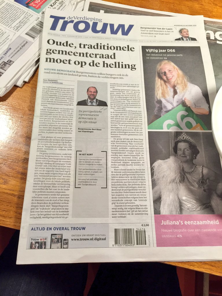 JNRozendaal's tweet photo. Boeiend voorpagina-artikel in @trouw @BertBlase  
Meer ruimte voor burgerparticipatie en vernieuwing democratie. 
#codeoranje https://t.co/WYycOg3pyb
