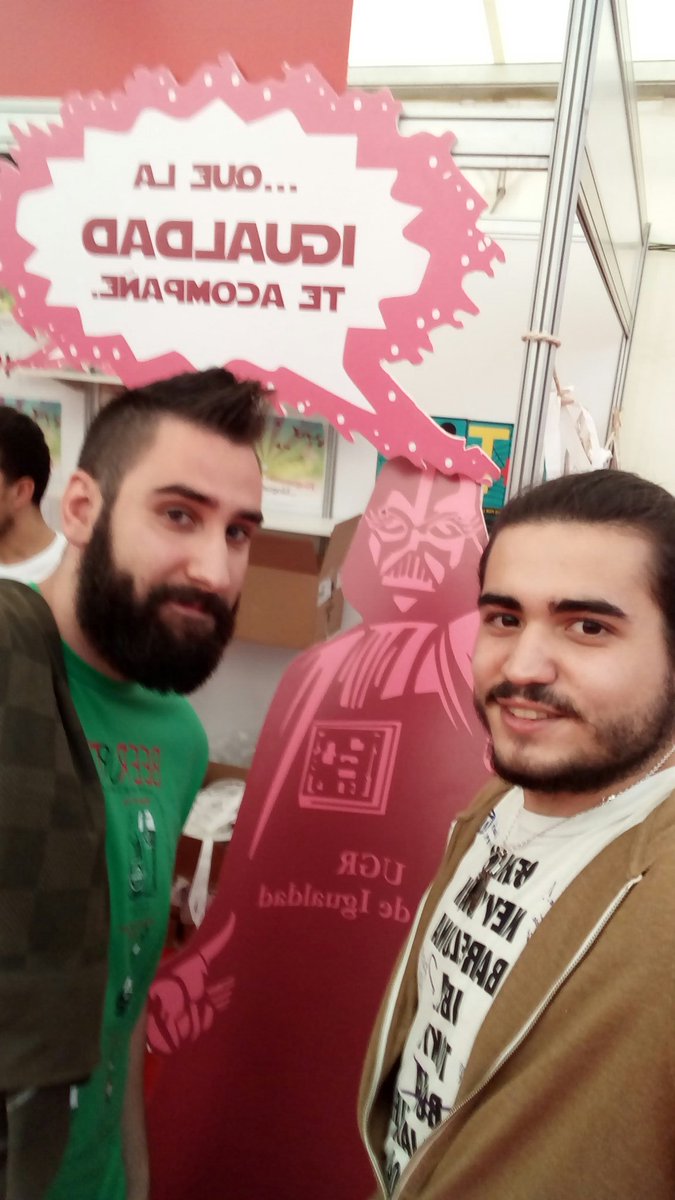 JSegura91's tweet photo. #jre2016 #pinkmother https://t.co/vUpkH7recs