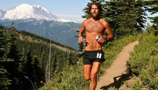 TrailSocialRun's tweet photo. Anton Krupicka "Don't cross the line when mountains say no, or they will remind how little you are" #trailrunning #skyrunning https://t.co/bIuYNQ0Dsp