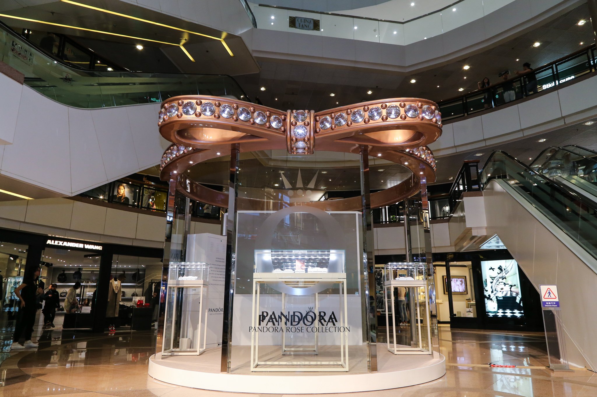 Harbour City on Twitter: "PANDORA launches #pandora ROSE Come and check it at their pop-up roadshow at Atrium I. #harbourcity https://t.co/6zkVYFNyRQ" / Twitter