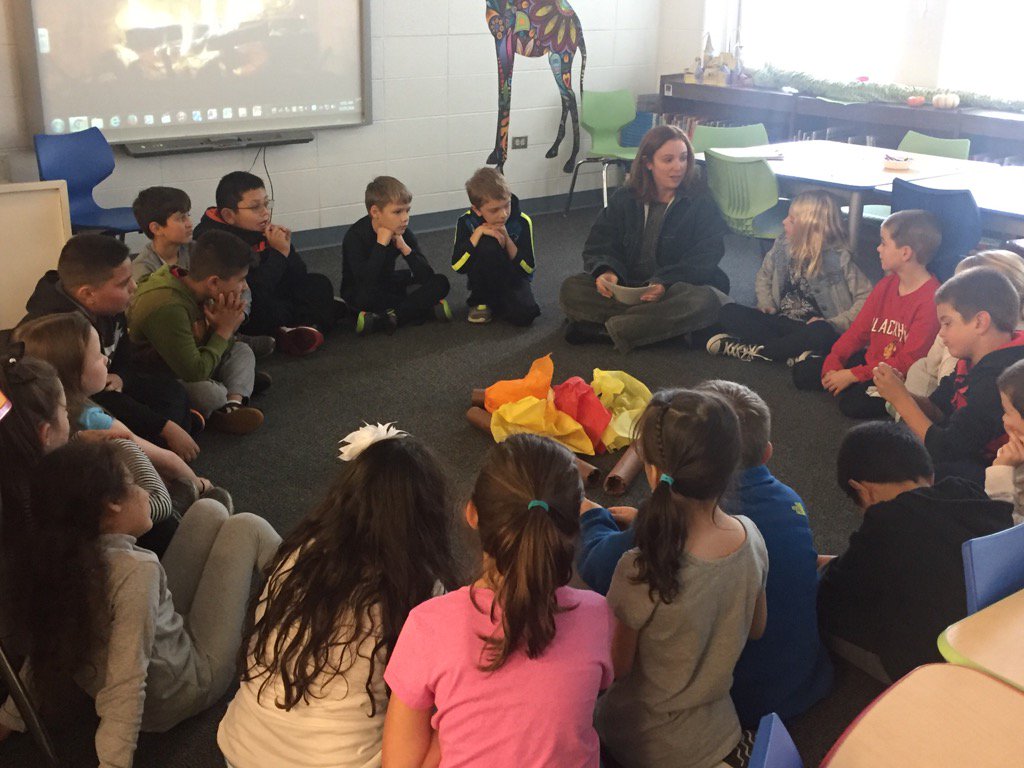 heymjln's tweet photo. Telling stories by the "campfire" in the library. #osd135 #ctlbulldogs https://t.co/yRk58ExJaS