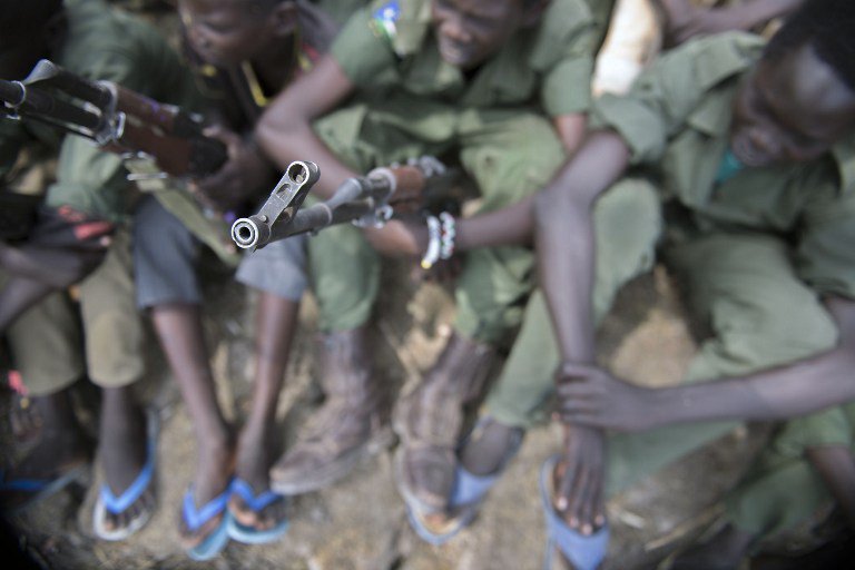 conflicts2016's tweet image. ЮНИСЕФ: Освобождено около 145 детей-солдат воевавших в двух группах повстанцев в Южном Судане. За повстанцев воюет около 16 000 детей...