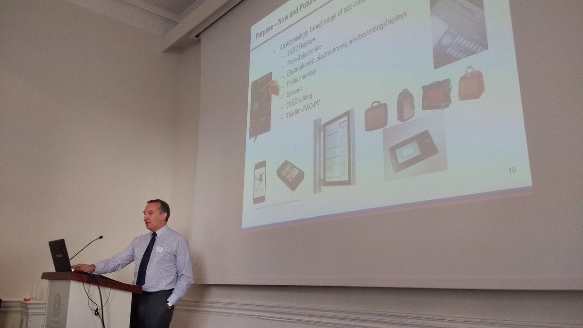 UPrecisionUK's tweet photo. John Fleet of Dupont-Teijin Films on future of flexible substrates https://t.co/AbJEsh2tsr