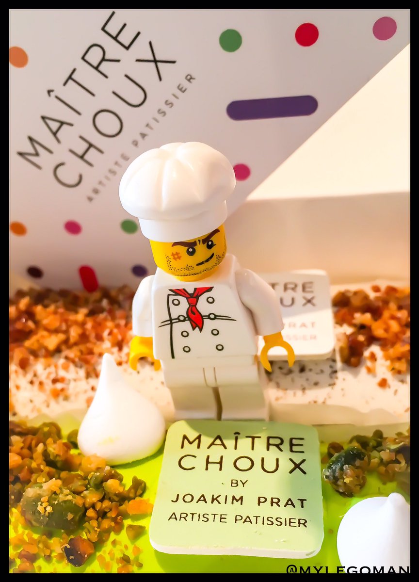 mylegoman's tweet photo. Yum Yum Yum just trying out the delightful @MaitreChoux chouxlissious! #patisseries of London! #wednesdaywisdom https://t.co/Ldfb5JFpJU
