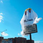 ウケるｗバーガーキングがハロウィンに行った仮装がユーモア高すぎる!