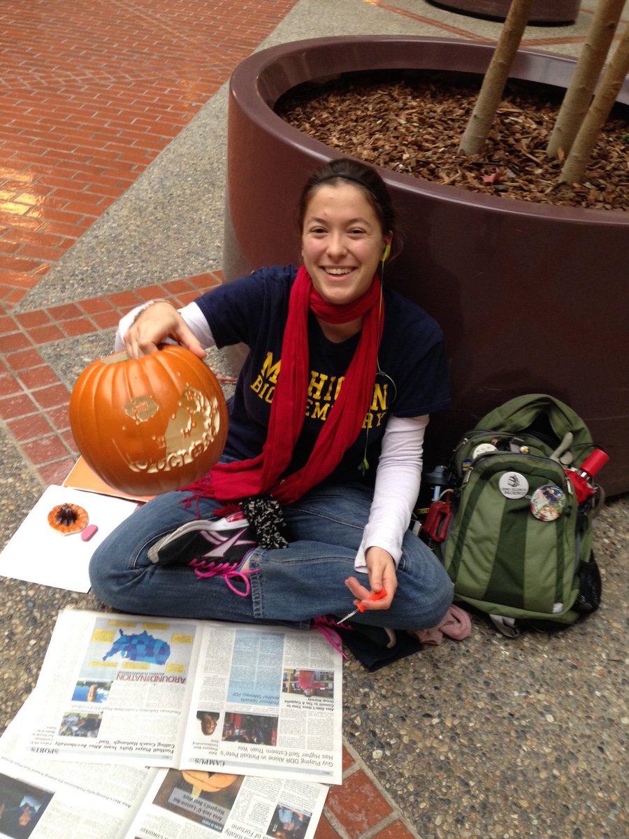 umichSLC's tweet photo. They carved 'em. You should come and look at 'em! On display thru October 31 at the SLC - 1720 CHEM. #sciencepumpkins https://t.co/ECjh253zz7