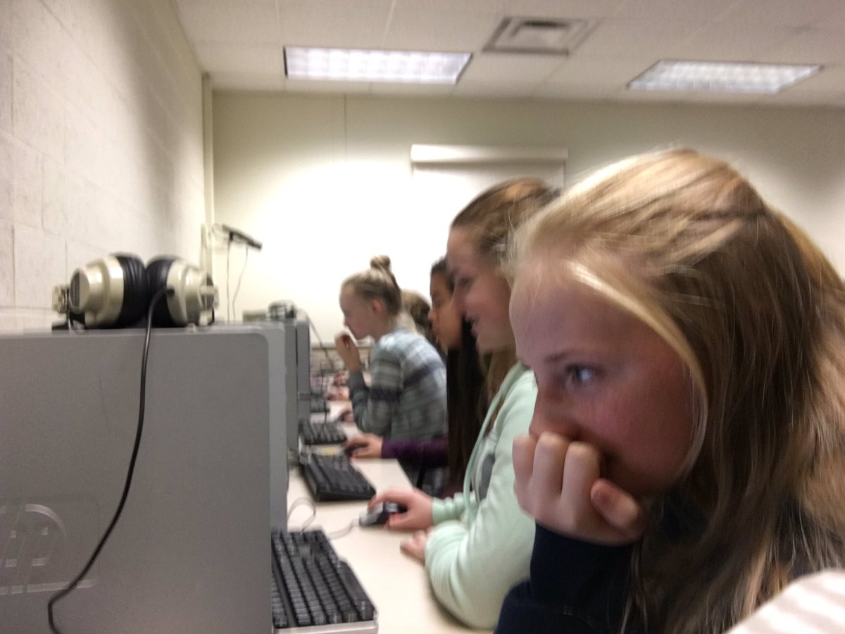 ahudsonedu's tweet image. Playing games and learning Python #doyouevencodebro