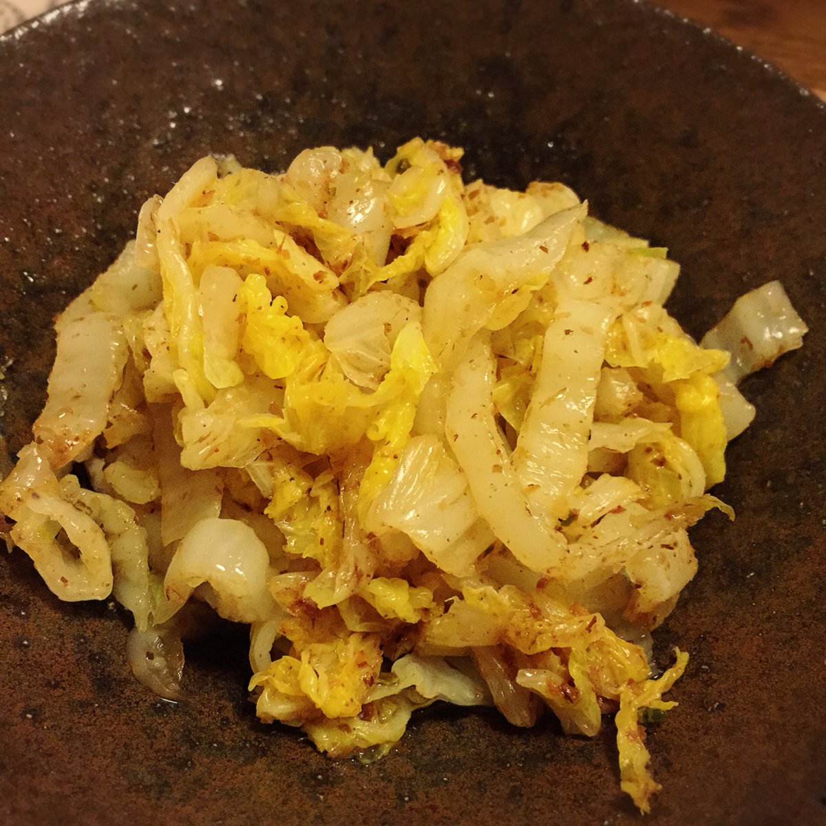 Oharubiyori 白菜のおひたし 白菜の美味しい季節ですが 鍋物で残ることも多いですよね そんな時に是非おすすめなのが おひたしです 茹でてしっかり水気を絞って 茅乃舎だしの袋を開けてよくまぶしてだし醤油でいただきます 白菜があま い 茅乃舎