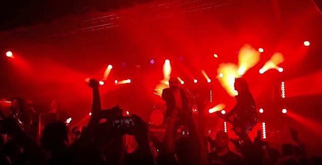 Video: ASKING ALEXANDRIA Plays First Show With DANNY WORSNOP Back In Band blabbermouth.net/news/video-ask… https://t.co/EPzW6zjBZS